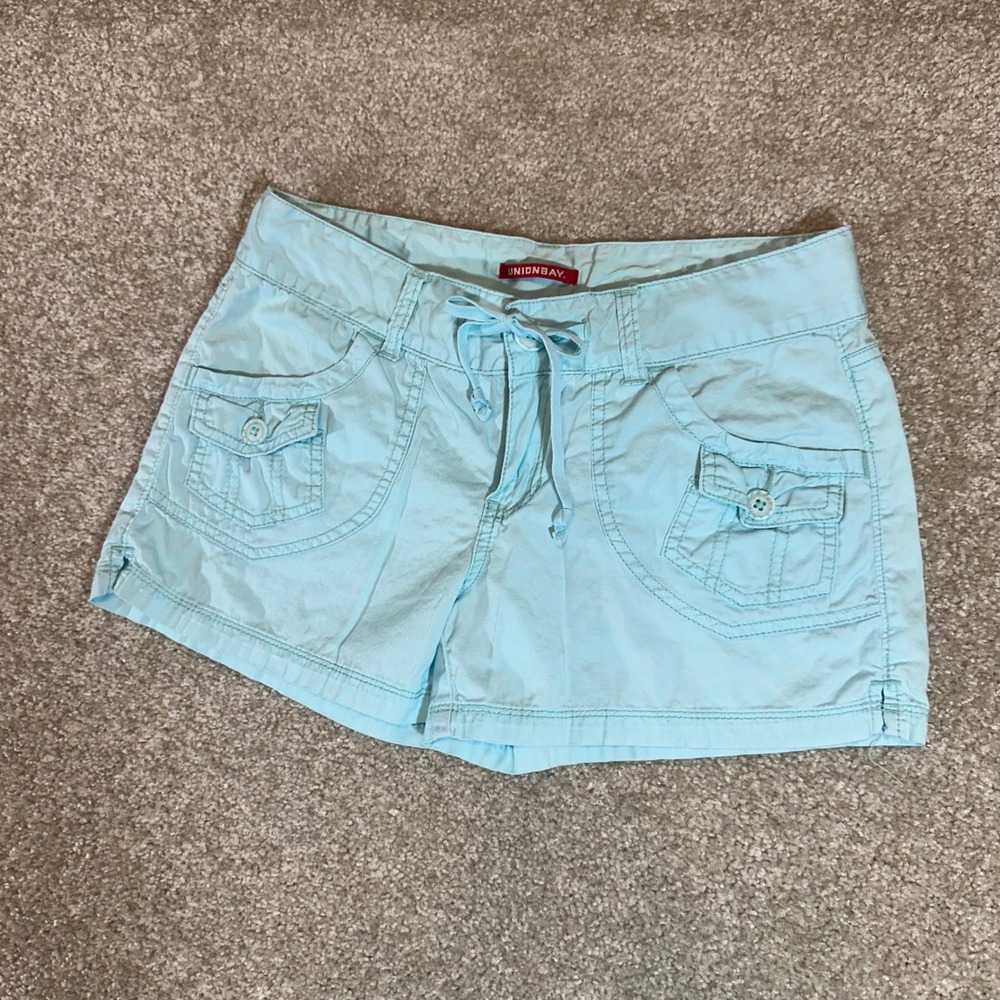UNIONBAY Light Aqua Cargo Shorts - Picture 2 of 5